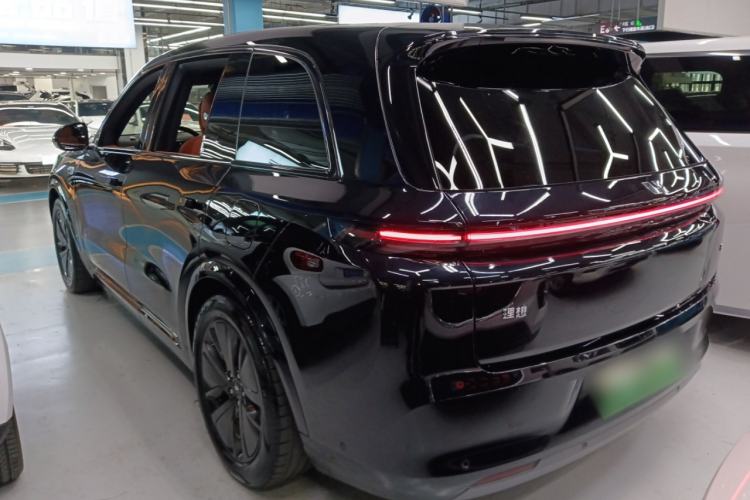 Used Li Auto L8 2024 Pro Model Exterior 2