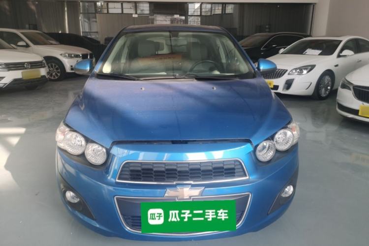 Used Chevrolet Aveo Sonic 2011 Hatchback 1.6L MT SX

