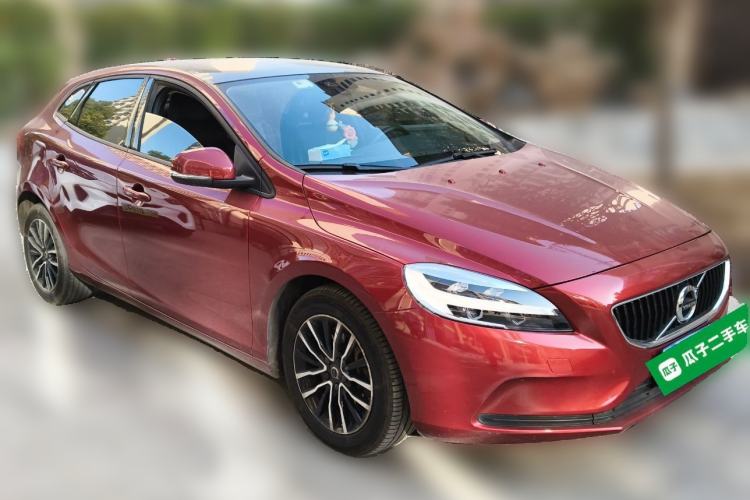 Used Volvo V40 2017 T3 Zhiyi Edition