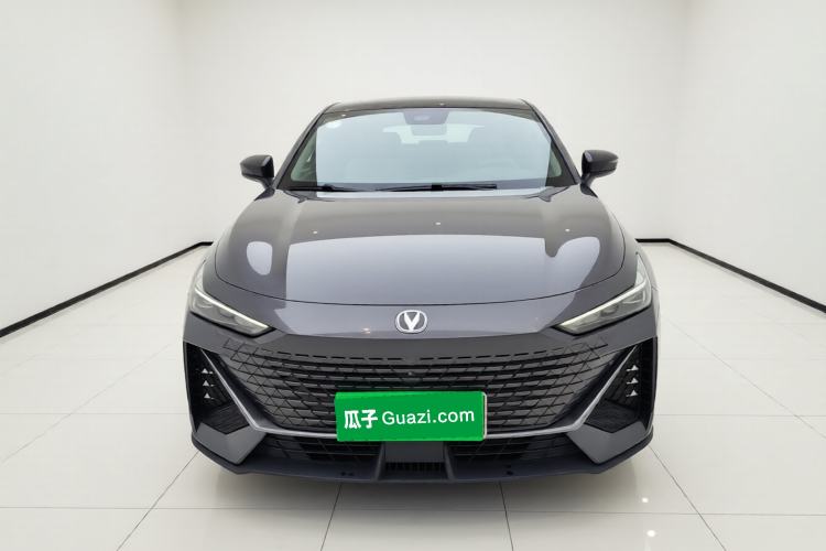 Used CHANGAN UNI-V 2022 1.5T Prestige Version Front