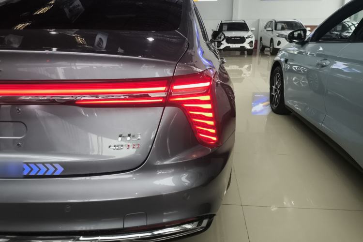 Used Hongqi H5 2023 2.0T Automatic Smart Connect Flagship Edition