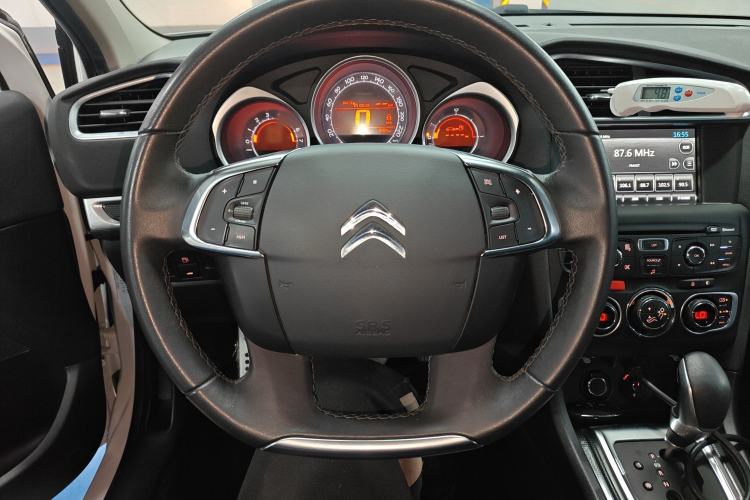 Used Citroen C4L 2014 1.8L Intelligent Drive Automatic Dynamic Model Steering Wheel