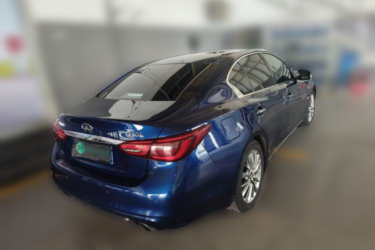 Used Infiniti Q50L 2018 2.0T Enjoyment Version China VI Standard