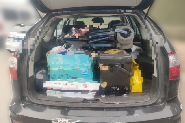 Used BYD S6 2014 2.0L Manual Luxury 5-Seater