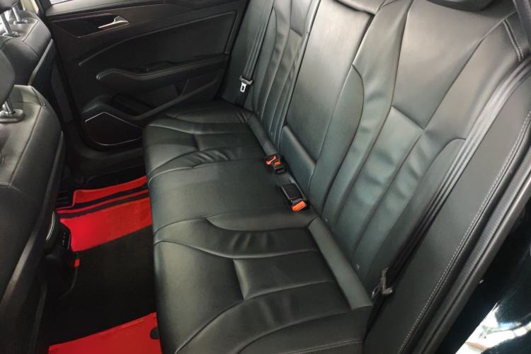 Used Hongqi H5 2022 Classic Model Facelift 1.8T Automatic Smart Connect Flagship Edition