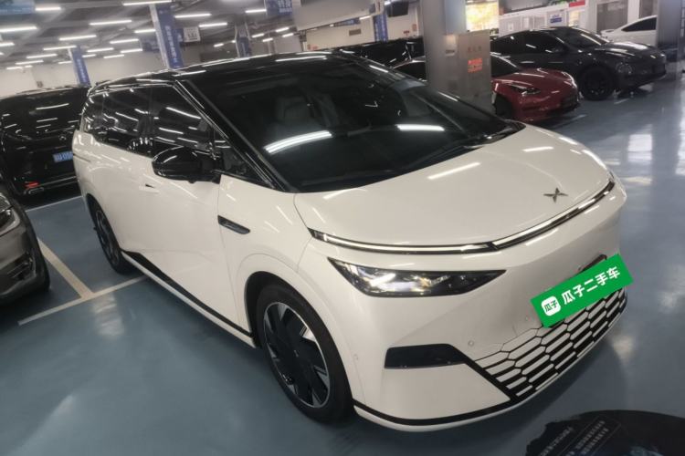 Used XPeng X9 2024 702 Ultra-Long Range Max