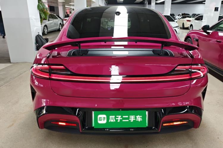 Used Xiaomi Auto SU7 2024 Four-Wheel Drive Ultra-Long Range Advanced Intelligent Driving Max Edition