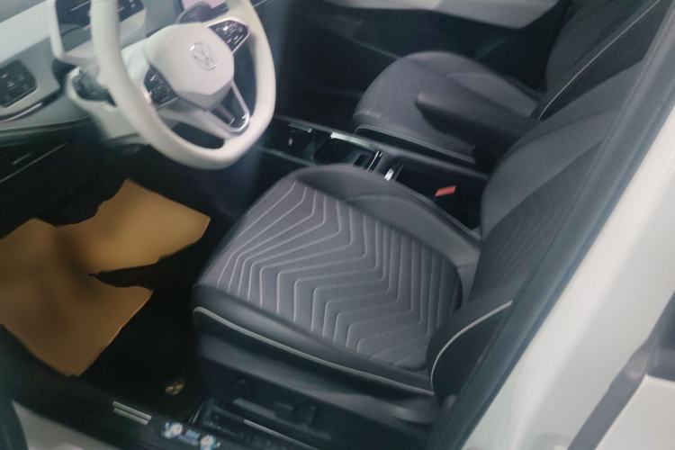 Used Volkswagen ID.3 2025 Smart Model Outstanding Oxygen Edition