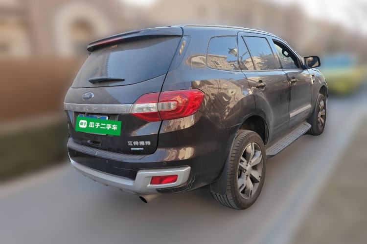 Used Ford Everest 2017 2.0T Gasoline Automatic 4x4 Luxury Edition 7 Seats