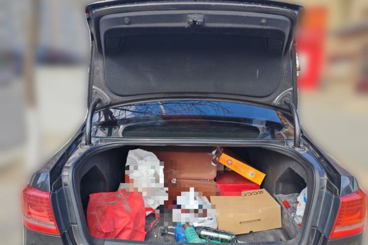 Used Volkswagen Magotan 2013 1.8TSI Luxury Model Trunk