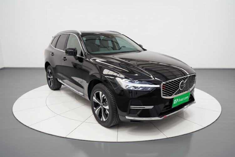 Used Volvo XC60 2026 B5 4x4 Smart Luxury Edition Exterior 1
