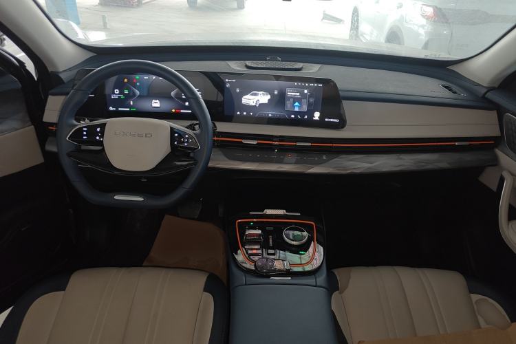 Used EXEED Zhuifeng C-DM 2024 C-DM 1.5TCI 105KM Enjoyment Edition Center Console