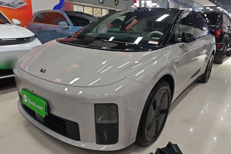 Used Li Auto i6 2025 Model Two-Wheel-Drive Standard Type