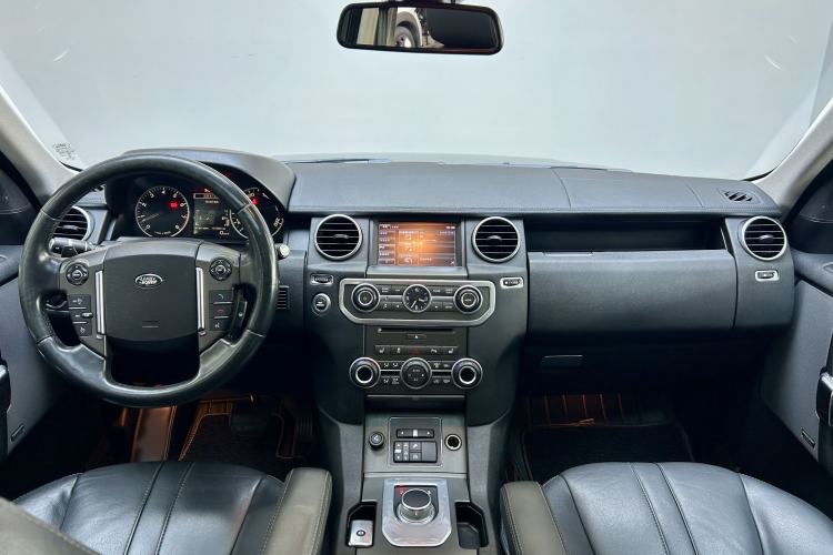 Used Land Rover Discovery 2015 3.0 SC V6 HSE Interior 1