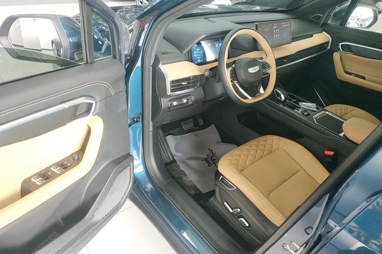 Used Geely Auto Haoyue L 2023 2.0T DCT Flagship Version