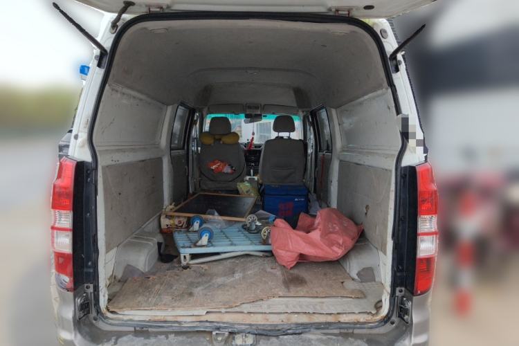 Used Jinbei New Hiace X30L 2021 1.5L Business Central Air-Conditioned Van China VI Standard SWC15M Trunk