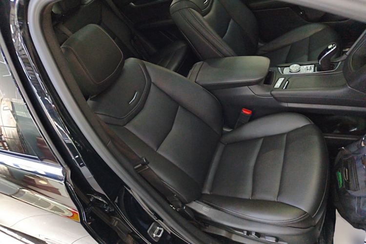 Used Cadillac XT5 2021 2.0T Two-Wheel Drive Luxury Version