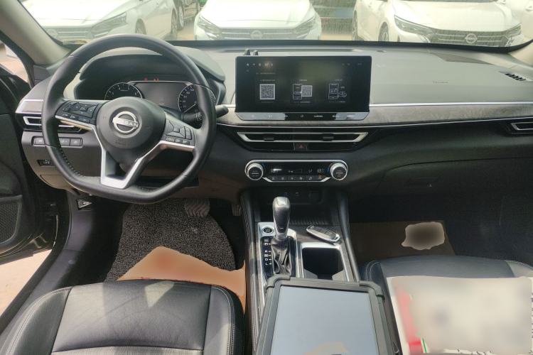 Used Nissan Teana 2022 2.0L XL-TLS Enjoyment Edition Center Console