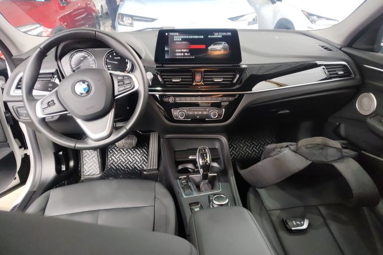 Used BMW 1 Series 2023 120i M Sport Edition Center Console