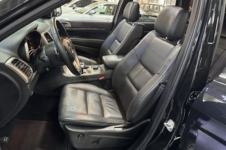 Used Jeep Grand Cherokee 2014 3.0TD Diesel Comfort Navigation Version