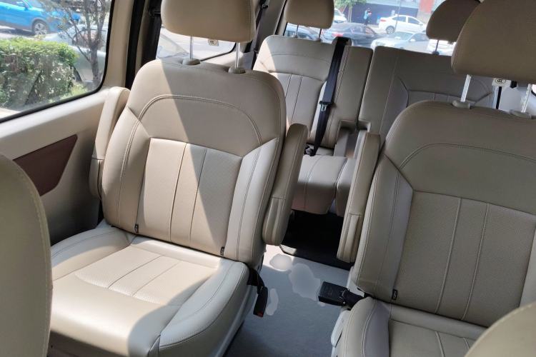Used FORTHING Lingzhi 2019 M5L 1.6L 7-Seater Luxury Model China VI Standard