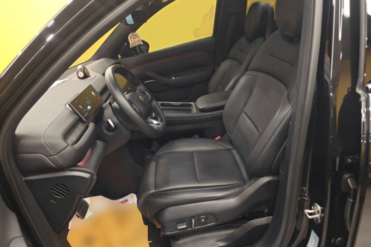 Used Nio ES6 2023 75 kWh Left Front Seat