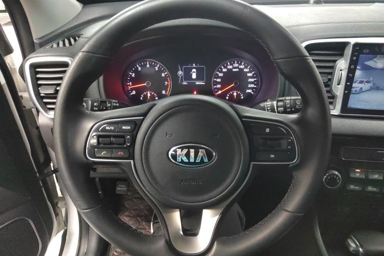 Used Kia KX5 2016 2.0L Automatic 2WD GLS Steering Wheel