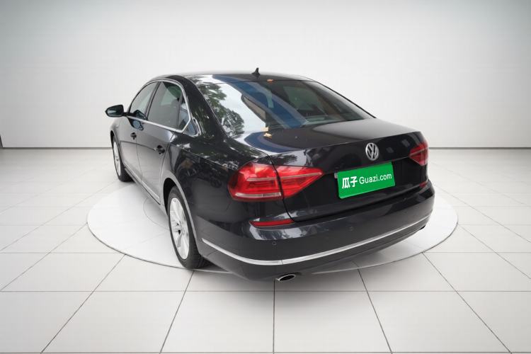Used Volkswagen Passat 2017 330TSI DSG Luxury Edition Exterior 3