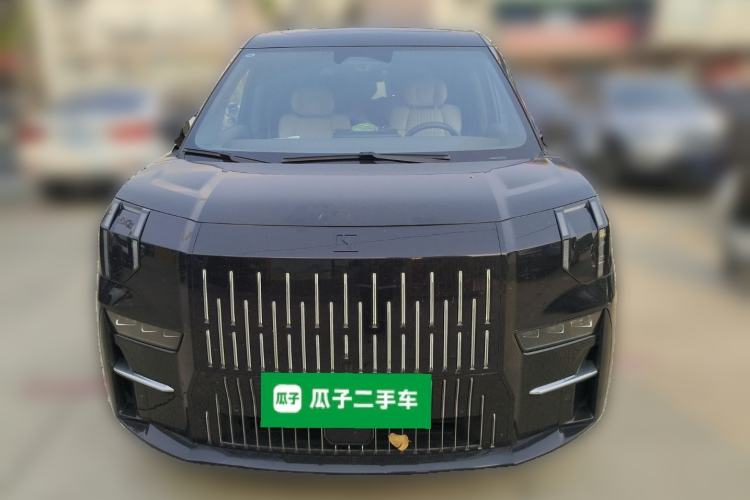 Used Zeekr 009 2022 WE Edition Front