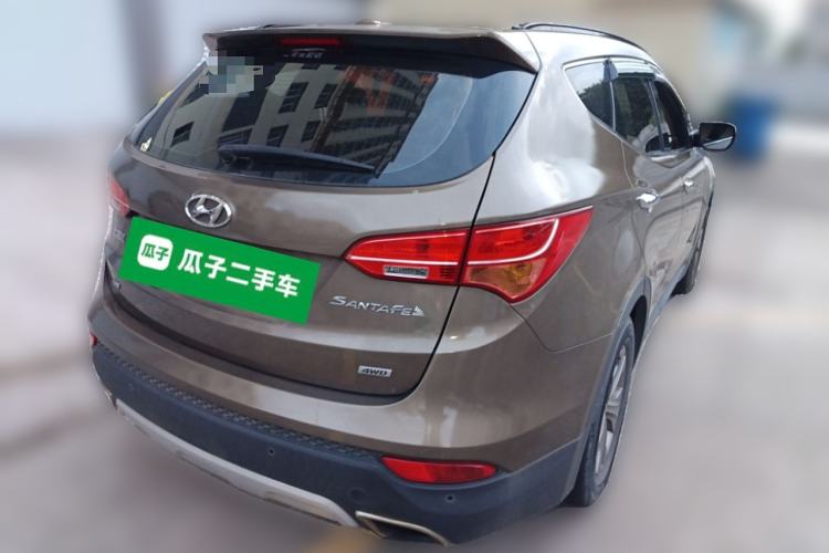 Used Hyundai Santa Fe 2015 2.0T Automatic All-Wheel Drive Smart Version 5 Seats Rear Right 45 Deg