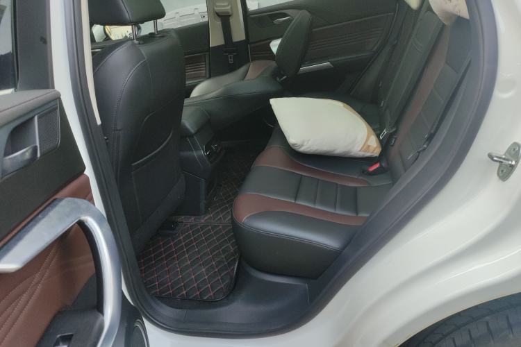 Used Wey VV5 2021 1.5T Two-Wheel Drive Smart Pioneer
