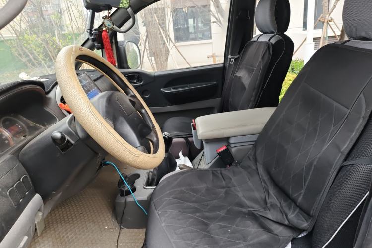 Used FORTHING Lingzhi 2013 M5 Q7 2.0L 7-Seater Long-Wheelbase Comfort Model