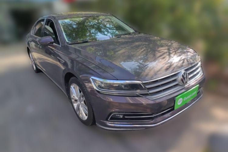Used Volkswagen Phideon 2018 Revised Version 380TSI Two-Wheel-Drive Flagship Edition
