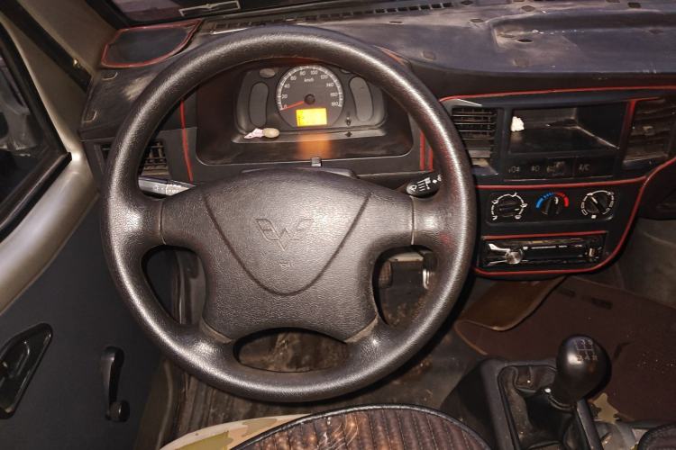 Used Wuling Zhiguang 2013 1.0L Practical Version