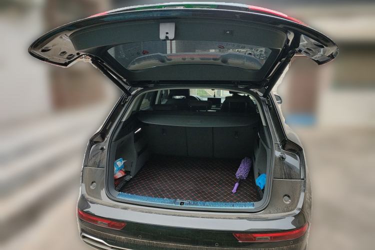 Used Audi Q5L 2018 40 TFSI Prestige Fashion Edition China VI Trunk