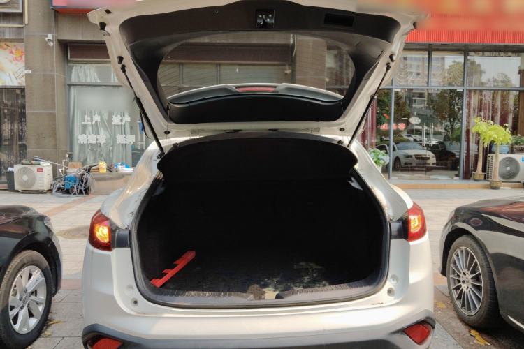 Used Mazda CX-4 2018 2.0L Automatic Two-Wheel Drive Blue Sky Dynamic Version China V Standard Trunk