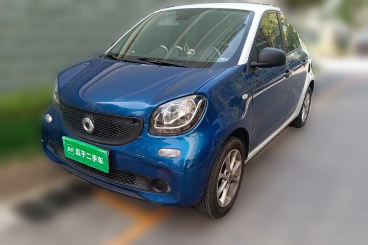 Used smart forfour 2016 1.0L 52 kW Dynamic Edition