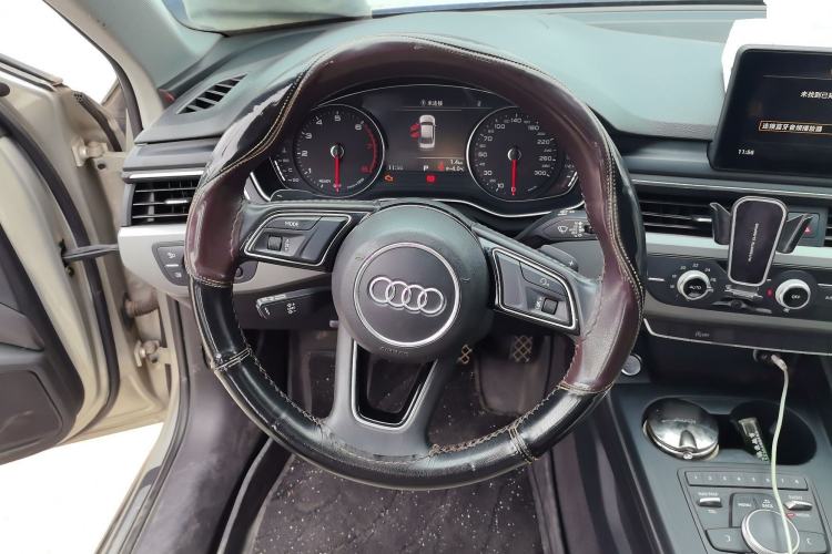 Used Audi A4L 2018 30th Anniversary Edition 30 TFSI Ambition Model