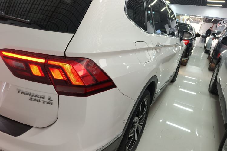 Used Volkswagen Tiguan L 2020 330TSI Automatic Two-Wheel Drive Smart Luxury Edition China VI Standard Exterior 3