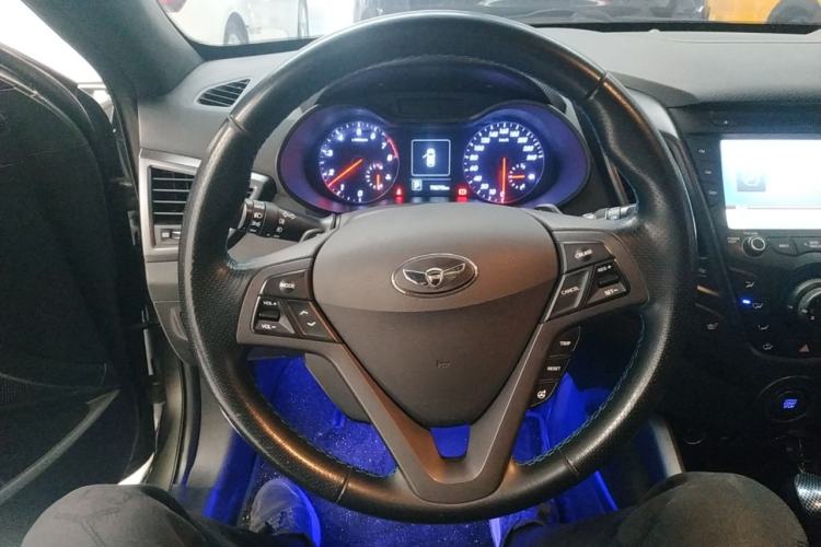 Used Hyundai Veloster 2015 1.6T Automatic Luxury Edition
