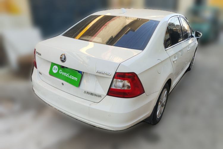 Used Skoda Rapid 2016 1.6L Manual Trend Edition
