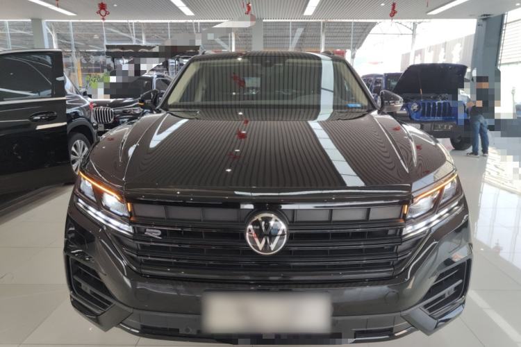 Used Volkswagen Touareg 2023 3.0 TSI Luxury Edition Obsidian Black Sport Package
