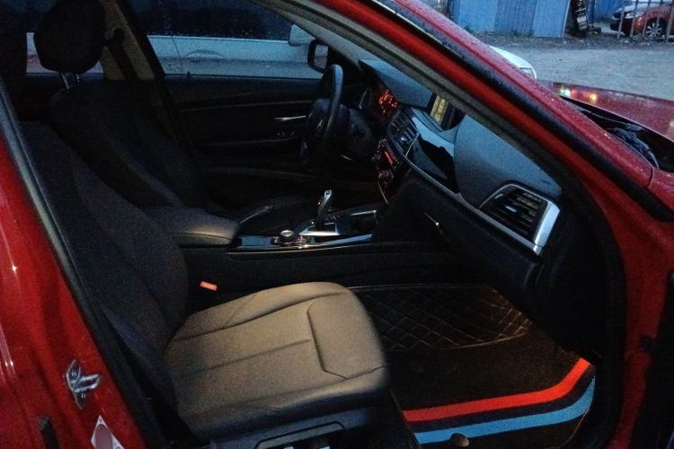 Used BMW 3 Series 2017 318i Fashion Model
