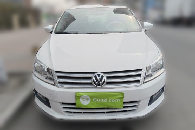 Used Volkswagen Santana 2015 1.6L Manual Comfort Edition
