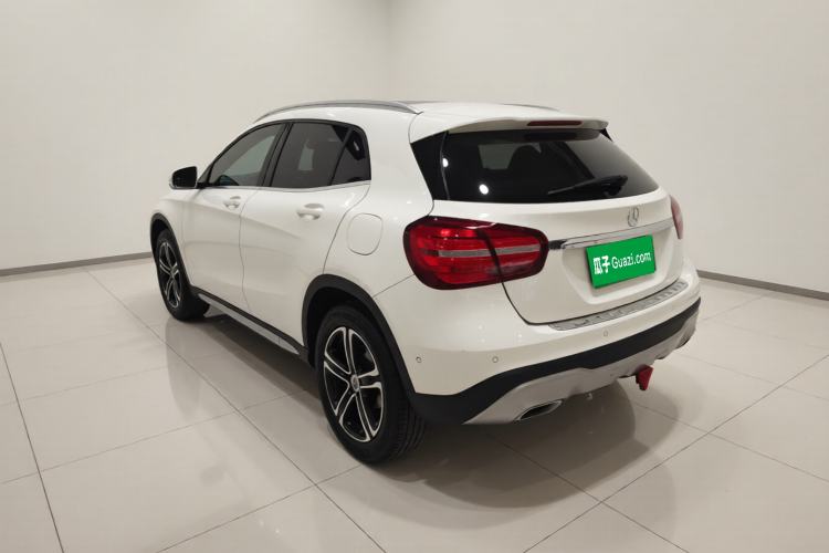 Used Mercedes-Benz GLA 2018 GLA 200 Fashion Model Exterior 2