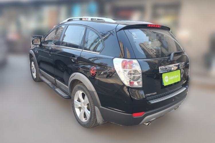 Used Chevrolet Captiva 2012 2.4L 4x4 Flagship Edition 7 Seats
