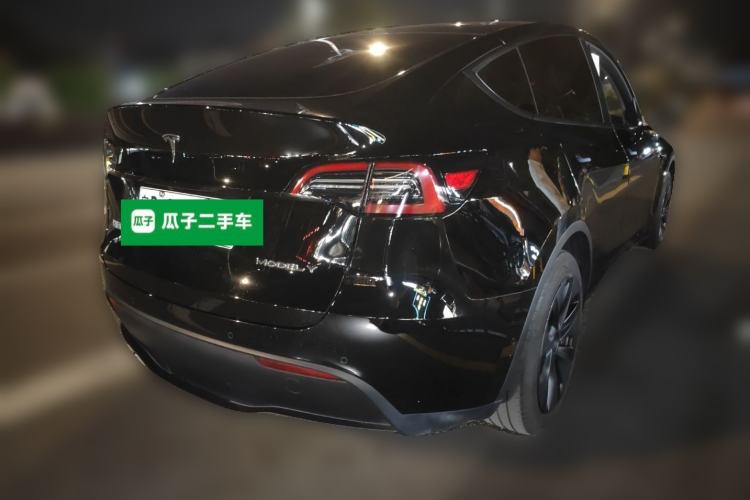 Used Tesla Model Y 2023 Rear-Wheel-Drive Version Rear Right 45 Deg