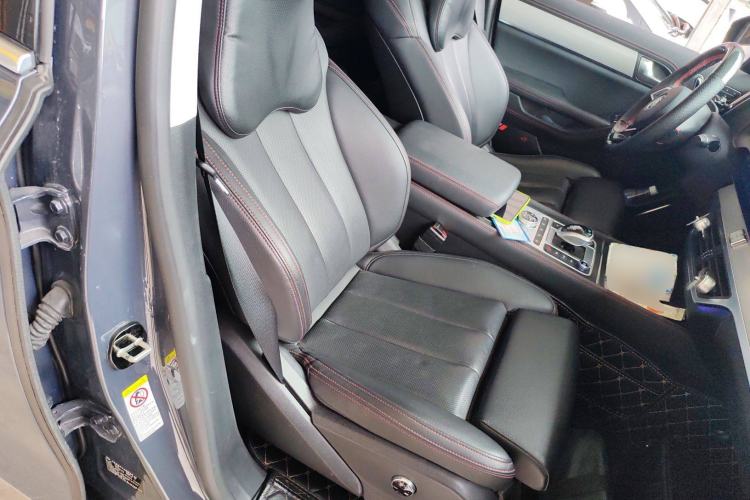 Used BYD Tang New Energy 2018 DM 2.0T All-Wheel Drive Smart Connect Elite 7-Seater China V Emission Standard