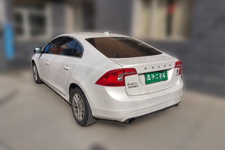 Used Volvo S60 2018 S60L T3 Smart Progress Edition
