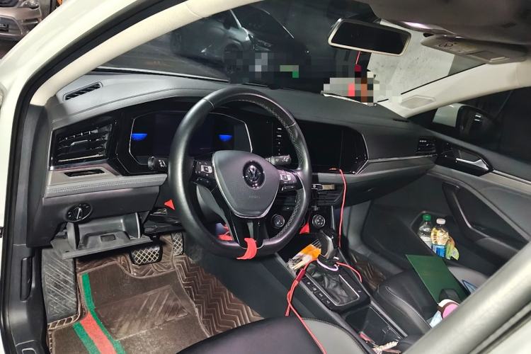 Used Volkswagen Sagitar 2021 280TSI DSG Comfort Connect Edition Center Console